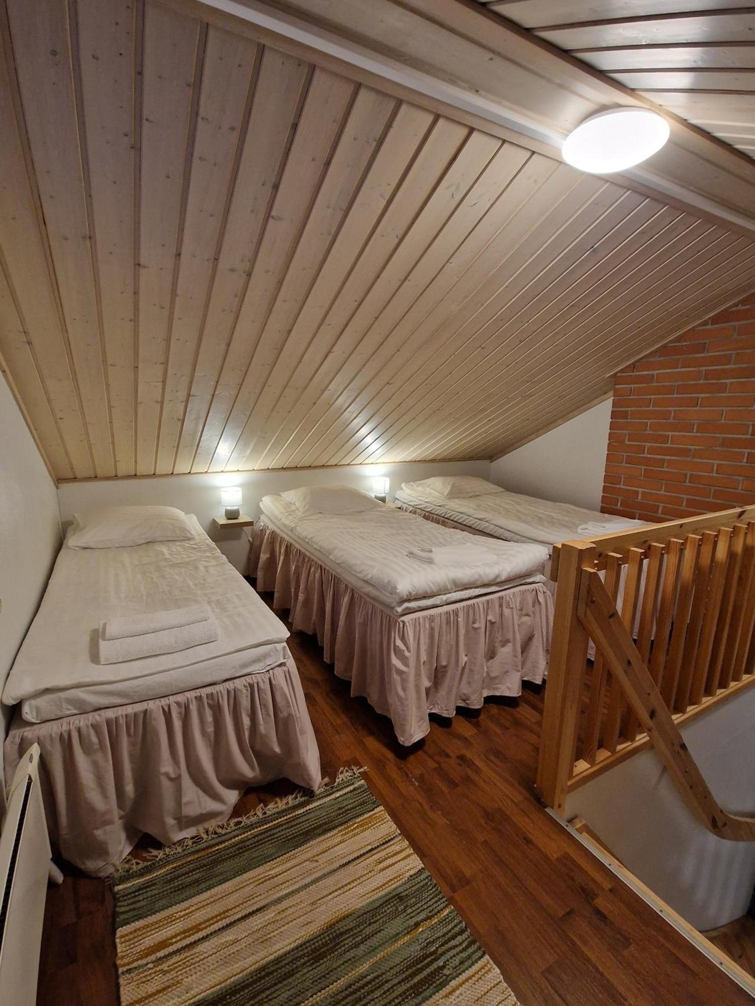 The Sleeping Bear Hotel Inari Quarto foto