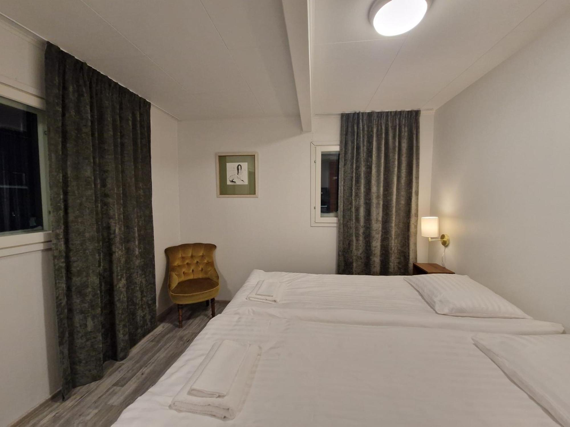 The Sleeping Bear Hotel Inari Exterior foto